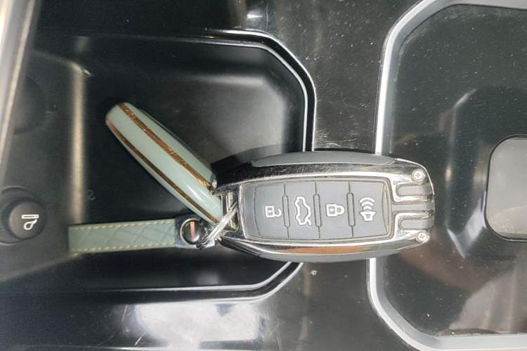 Used Haval H6 2017 Red-Label 1.3T Automatic Two-Wheel Drive Fashion Edition Vehicle Key