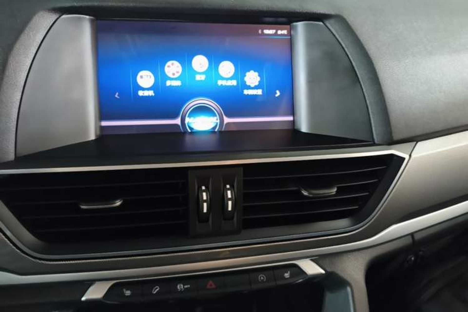 Used Haval H6 2018 Sport Edition 1.5T Manual Two-Wheel Drive Elite Model China V Standard Audio And AC Panel