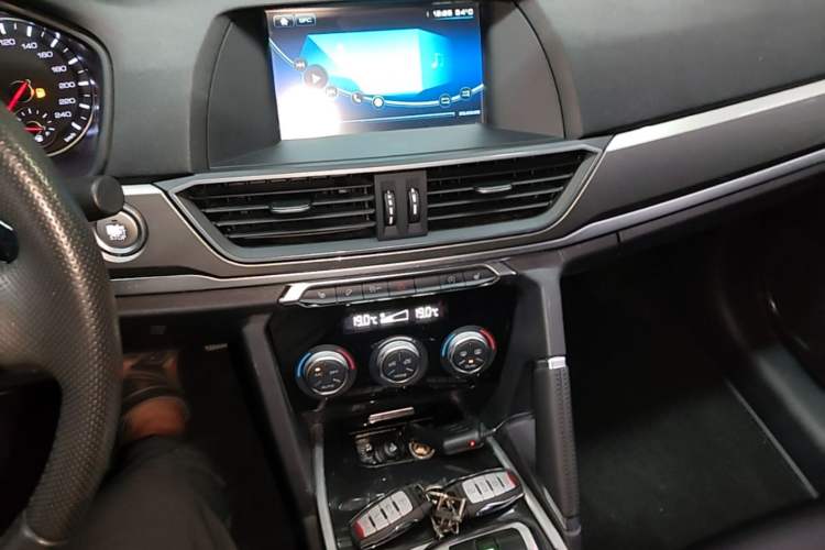 Used Haval H6 2018 Blue Label Sport Edition 1.5T Automatic Two-Wheel Drive Elite Model Audio And AC Panel