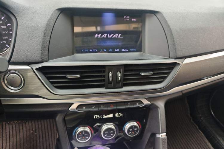 Used Haval H6 2018 Blue Label Sport Edition 1.5T Automatic Two-Wheel Drive Elite Model Audio And AC Panel