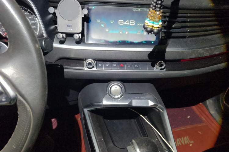 Used Haval H6 2018 Red-Label 1.5T Automatic Luxury Model Audio And AC Panel