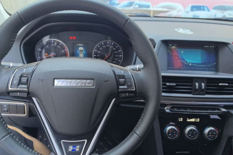 Used Haval H6 2018 Blue Label Sport Edition 1.5T Manual Two-Wheel Drive Elite Model Center Console