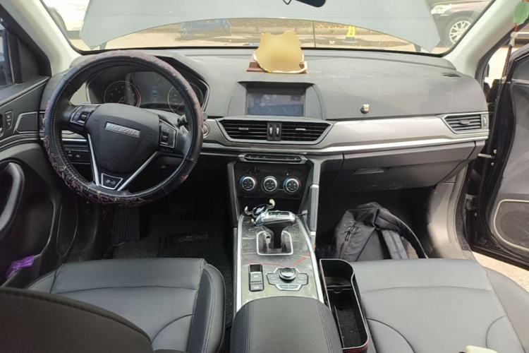 Used Haval H6 2018 Blue Label Sport Edition 1.5T Automatic Two-Wheel Drive Elite Model Center Console