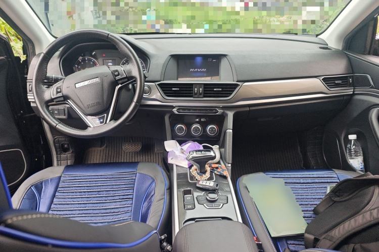 Used Haval H6 2018 Blue Label Sport Edition 1.5T Automatic Two-Wheel Drive Elite Model Center Console