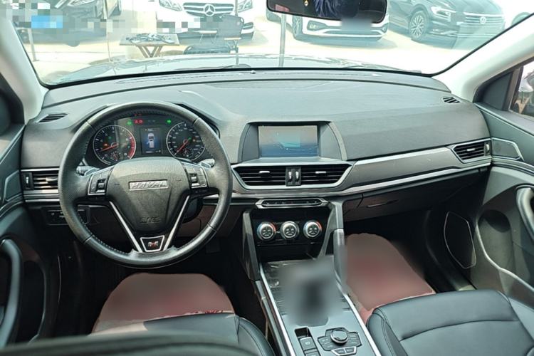 Used Haval H6 2018 Red-Label Sport Edition 1.5T Automatic Two-Wheel Drive Elite Model Center Console