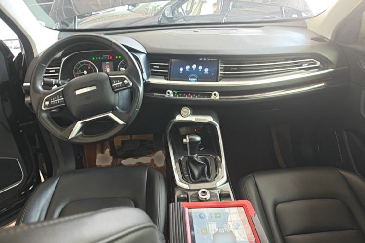 Used Haval H6 2018 Red-Label 1.5T Automatic Luxury Model Center Console