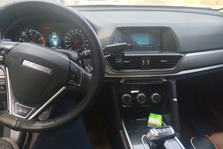 Used Haval H6 2018 Red-Label Sport Edition 1.5T Automatic Two-Wheel Drive Elite Model Center Console