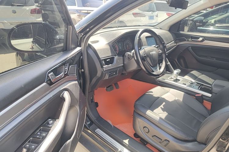 Used Haval H6 2018 Sport Edition 1.5T Automatic Two-Wheel Drive Elite Model China V Standard Driver Seat