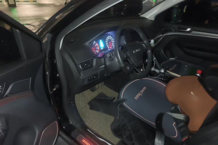 Used Haval H6 2018 Red-Label Sport Edition 1.5T Automatic Two-Wheel Drive Prestige Model Driver Seat