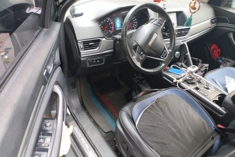 Used Haval H6 2018 Blue Label Sport Edition 1.5T Automatic Two-Wheel Drive Prestige Model Driver Seat