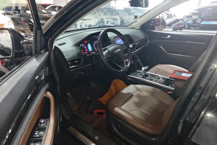 Used Haval H6 2018 Sport Edition 1.5T Automatic Two-Wheel Drive Elite Model China V Standard Driver Seat