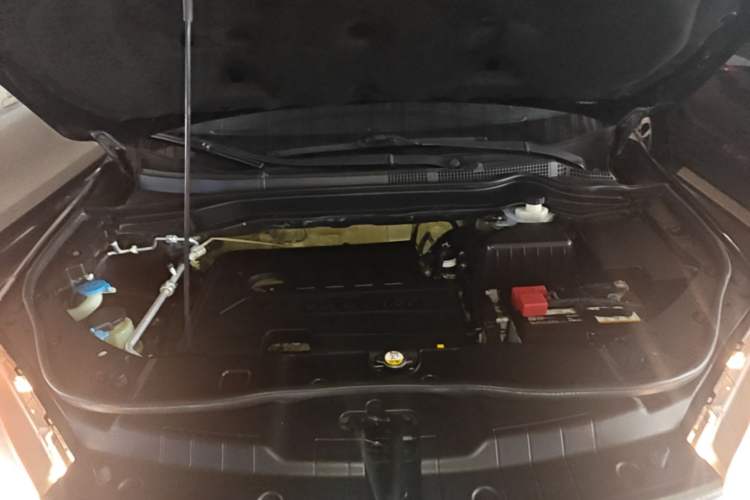 Used Haval H6 2018 Sport Edition 1.5T Automatic Two-Wheel Drive Elite Model China V Standard Engine Bay