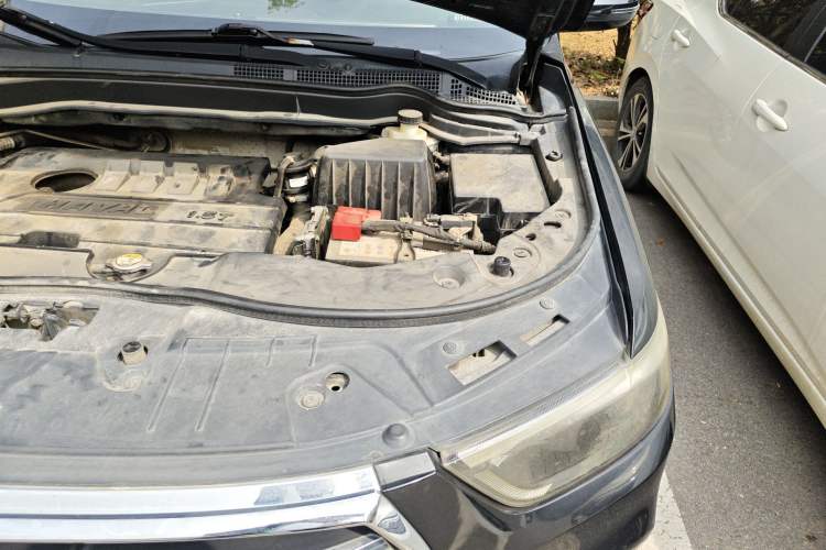 Used Haval H6 2018 Blue Label Sport Edition 1.5T Automatic Two-Wheel Drive Prestige Model Engine Bay Left