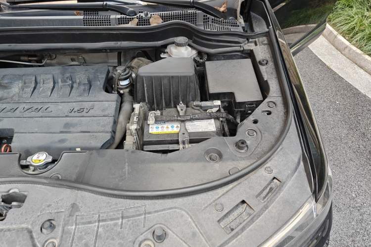 Used Haval H6 2018 Blue Label Sport Edition 1.5T Automatic Two-Wheel Drive Elite Model Engine Bay Left