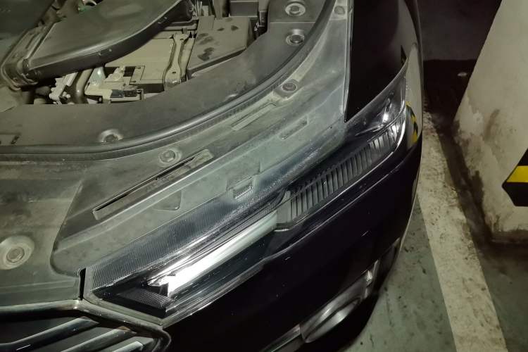 Used Haval H6 2018 Blue-Label 1.5T Automatic Luxury Model Engine Bay Left