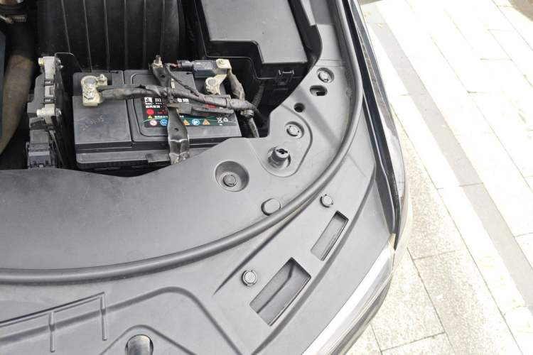 Used Haval H6 2018 Blue Label Sport Edition 1.5T Automatic Two-Wheel Drive Elite Model Engine Bay Left