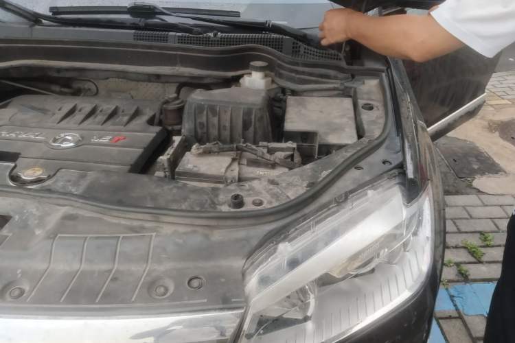 Used Haval H6 2018 Sport Edition 1.5T Automatic Two-Wheel Drive Elite Model China V Standard Engine Bay Left