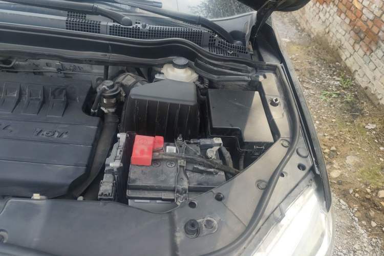 Used Haval H6 2018 Red-Label Sport Edition 1.5T Automatic Two-Wheel Drive Elite Model Engine Bay Left