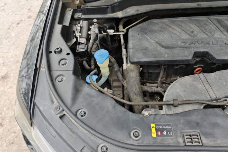 Used Haval H6 2018 Blue-Label 1.5T Automatic Luxury Model Engine Bay Right