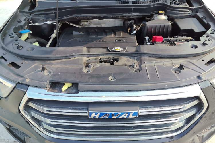 Used Haval H6 2018 Blue Label Sport Edition 1.5T Manual Two-Wheel Drive Elite Model Engine Bay