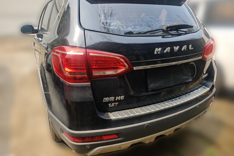 Used Haval H6 2018 Red-Label Sport Version 1.5T Manual Two-Wheel Drive Elite Model Exterior 4