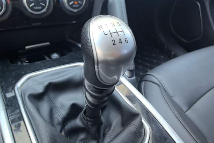 Used Haval H6 2018 Blue Label Sport Edition 1.5T Manual Two-Wheel Drive Elite Model Gear Lever
