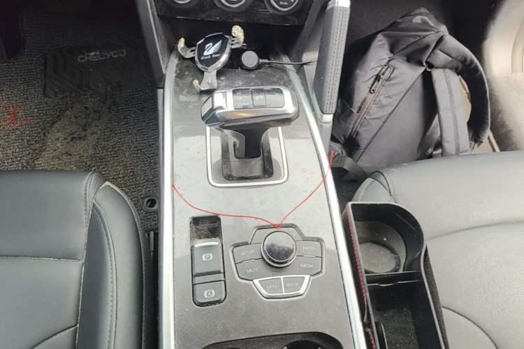 Used Haval H6 2018 Blue Label Sport Edition 1.5T Automatic Two-Wheel Drive Elite Model Gear Lever