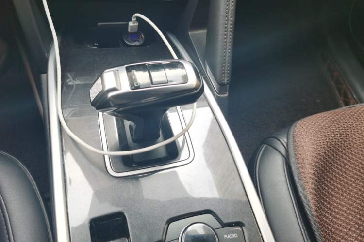 Used Haval H6 2018 Blue Label Sport Edition 1.5T Automatic Two-Wheel Drive Elite Model Gear Lever