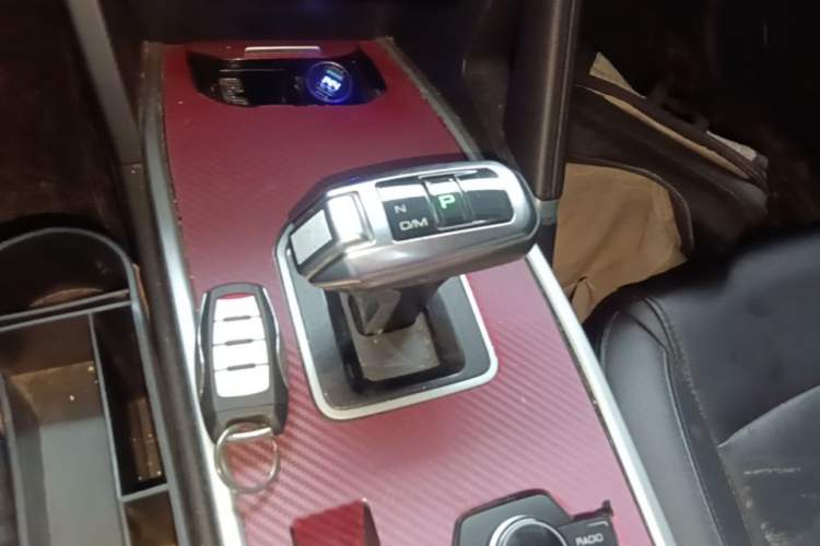 Used Haval H6 2018 Sport Edition 1.5T Automatic Two-Wheel Drive Elite Model China V Standard Gear Lever