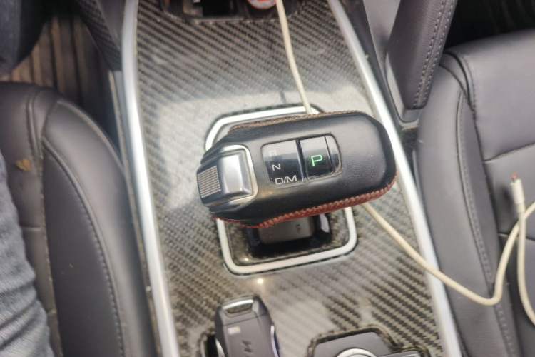 Used Haval H6 2018 Blue Label Sport Edition 1.5T Automatic Two-Wheel Drive Elite Model Gear Lever