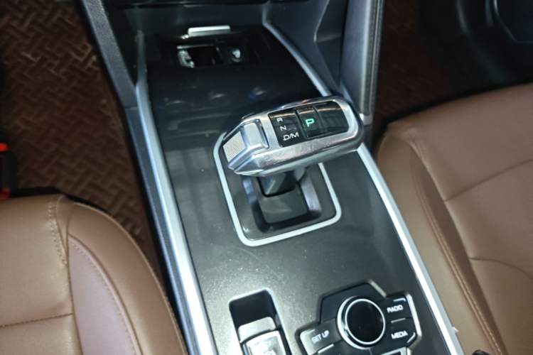 Used Haval H6 2018 Sport Edition 1.5T Automatic Two-Wheel Drive Elite Model China V Standard Gear Lever