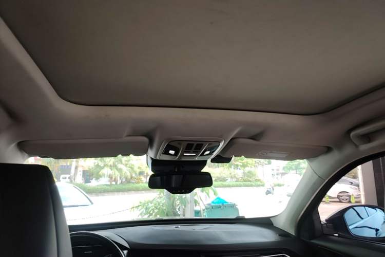 Used Haval H6 2018 Red-Label 1.5T Automatic Luxury Model Headliner