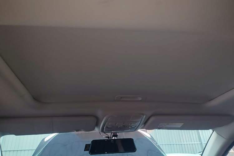 Used Haval H6 2018 Sport Edition 1.5T Automatic Two-Wheel Drive Elite Model China V Standard Headliner