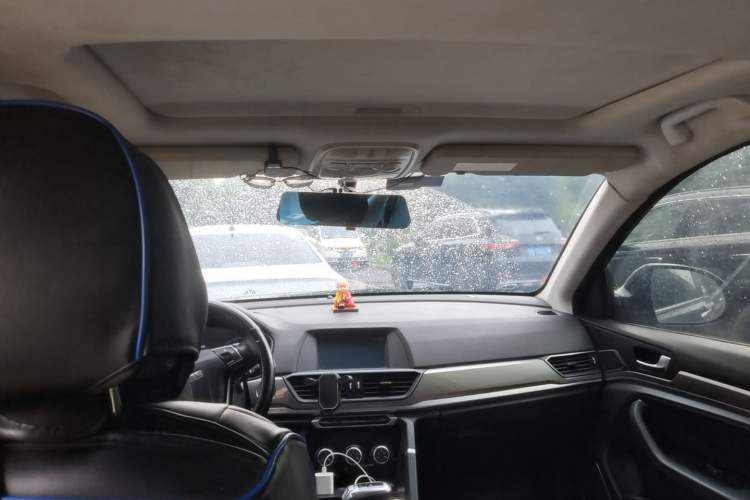 Used Haval H6 2018 Sport Edition 1.5T Automatic Two-Wheel Drive Elite Model China V Standard Headliner
