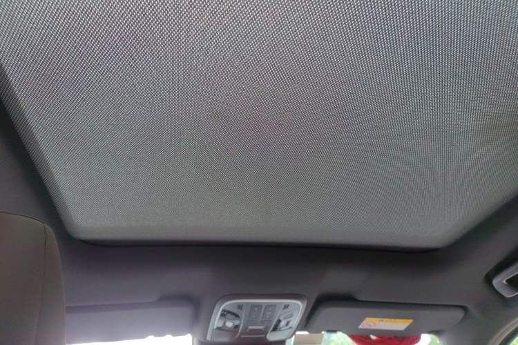 Used Haval H6 2018 Red-Label 1.5T Automatic Luxury Model Headliner
