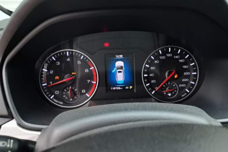 Used Haval H6 2018 Blue Label Sport Edition 1.5T Automatic Two-Wheel Drive Elite Model Instrument Cluster