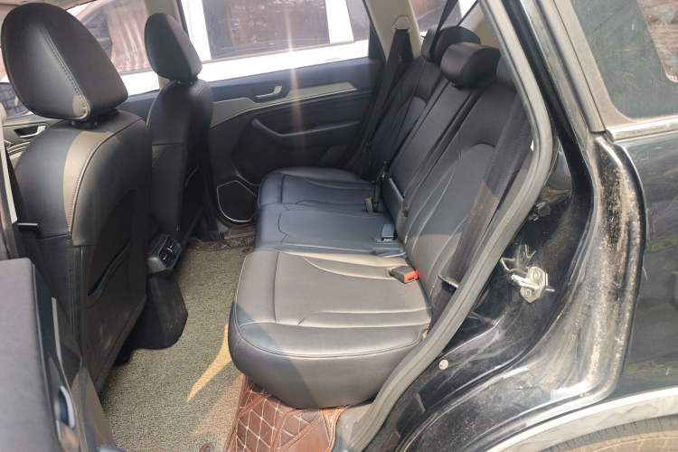 Used Haval H6 2018 Red-Label Sport Version 1.5T Manual Two-Wheel Drive Elite Model Interior 4
