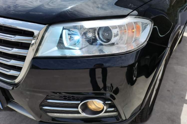 Used Haval H6 2018 Red-Label Sport Edition 1.5T Automatic Two-Wheel Drive Elite Model Left Front Headlight
