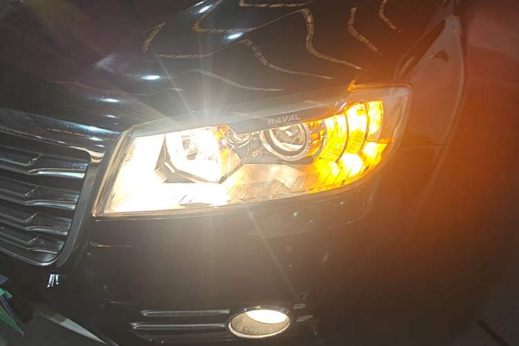 Used Haval H6 2018 Sport Edition 1.5T Automatic Two-Wheel Drive Elite Model China V Standard Left Front Headlight
