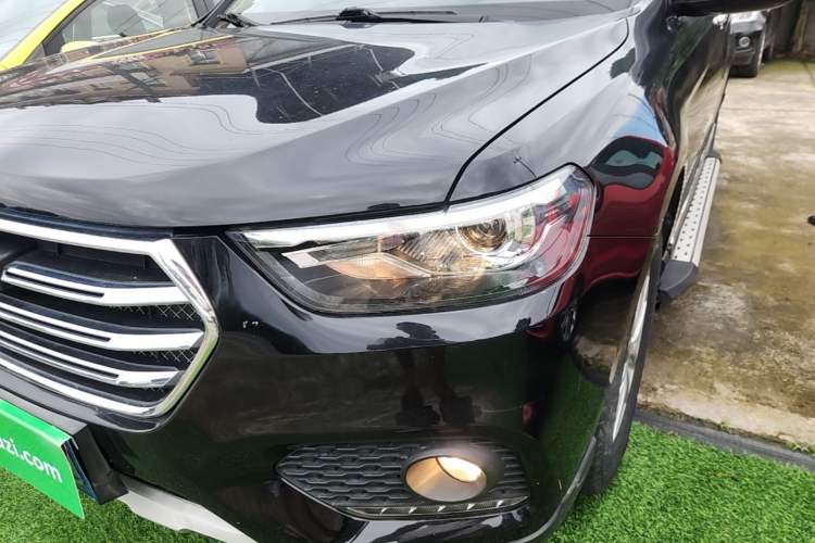 Used Haval H6 2018 Blue Label Sport Edition 1.5T Automatic Two-Wheel Drive Elite Model Left Front Headlight