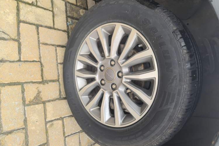 Used Haval H6 2018 Red-Label Sport Edition 1.5T Automatic Two-Wheel Drive Elite Model Left Front Wheel Hub