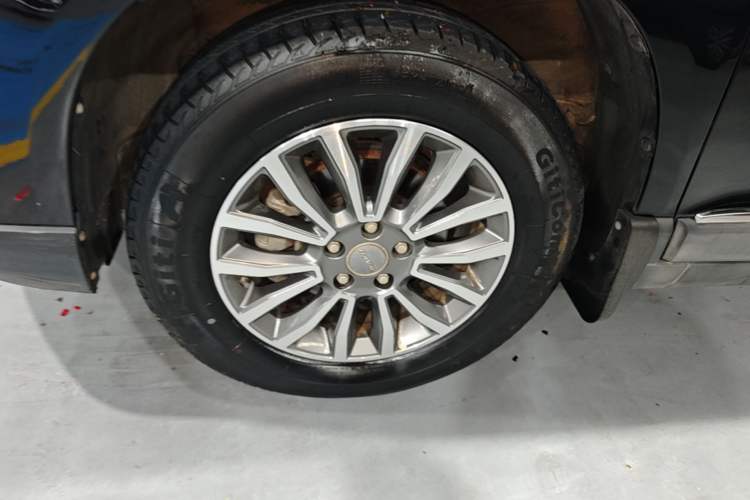 Used Haval H6 2018 Sport Edition 1.5T Manual Two-Wheel Drive Elite Model China V Standard Left Front Wheel Hub