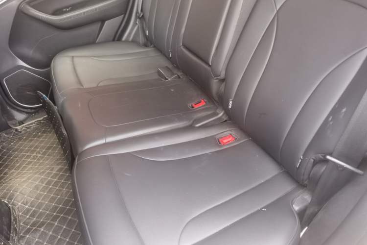 Used Haval H6 2018 Blue Label Sport Edition 1.5T Manual Two-Wheel Drive Elite Model Left Rear Seat