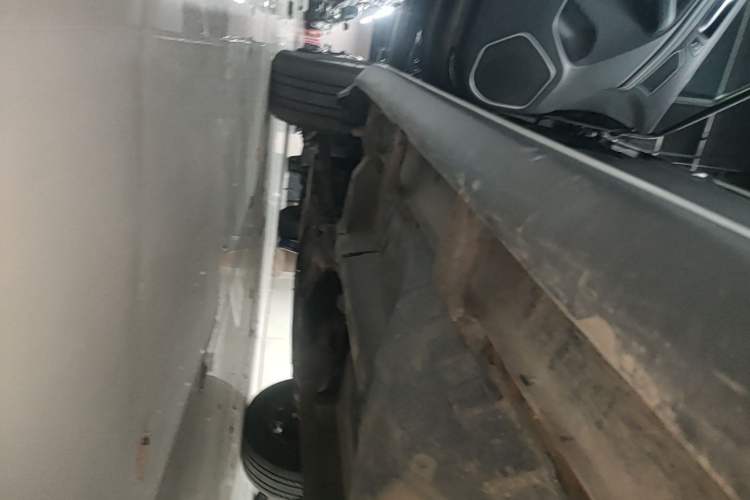 Used Haval H6 2018 Red-Label Sport Version 1.5T Manual Two-Wheel Drive Elite Model Left Side Sill