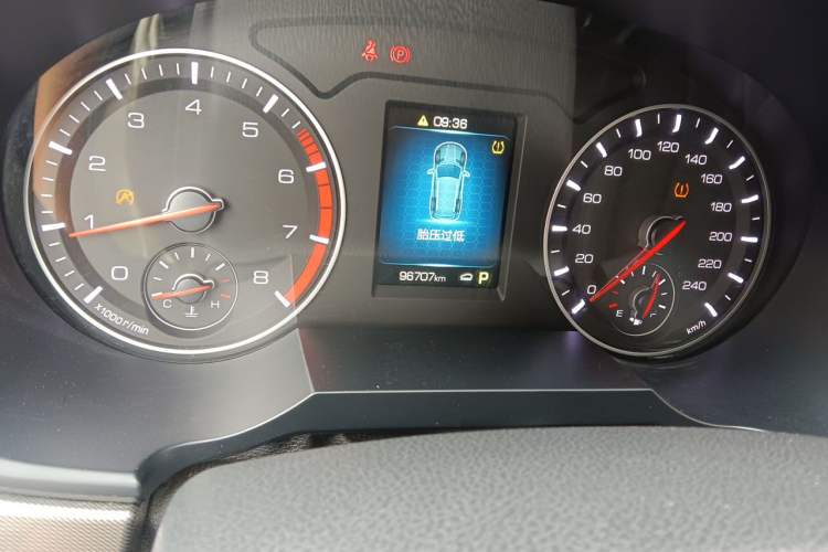 Used Haval H6 2018 Blue Label Sport Edition 1.5T Automatic Two-Wheel Drive Elite Model Odometer Close Up