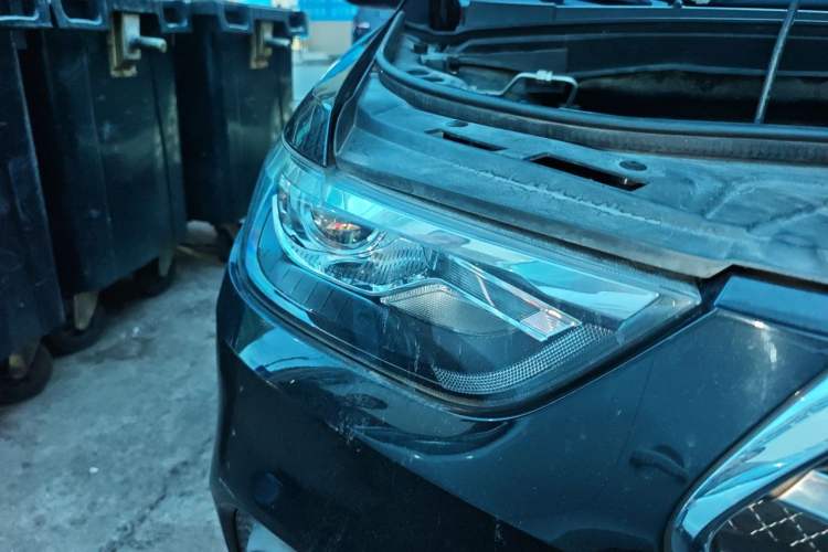 Used Haval H6 2018 Blue Label Sport Edition 1.5T Manual Two-Wheel Drive Elite Model Right Front Headlight