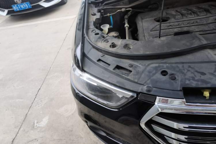 Used Haval H6 2018 Blue Label Sport Edition 1.5T Automatic Two-Wheel Drive Elite Model Right Front Headlight