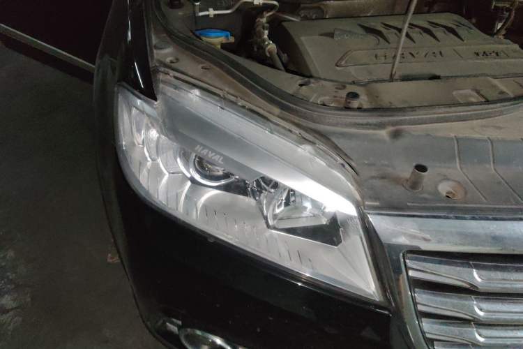 Used Haval H6 2018 Red-Label Sport Edition 1.5T Automatic Two-Wheel Drive Elite Model Right Front Headlight