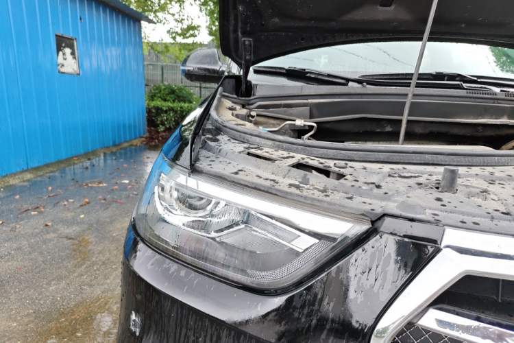 Used Haval H6 2018 Blue Label Sport Edition 1.5T Automatic Two-Wheel Drive Prestige Model Right Front Headlight