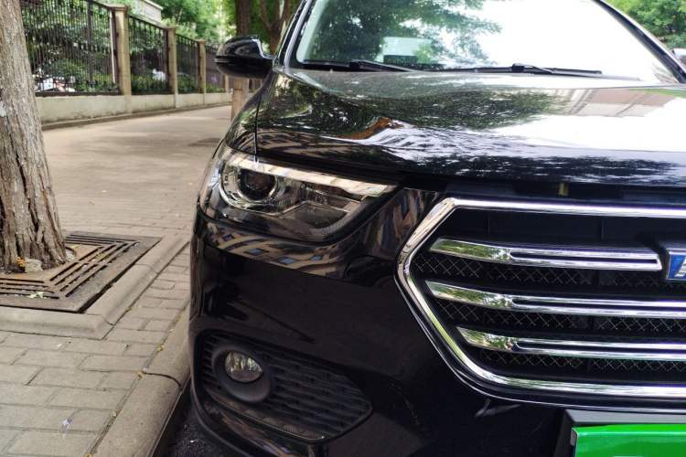 Used Haval H6 2018 Blue Label Sport Edition 1.5T Automatic Two-Wheel Drive Elite Model Right Front Headlight
